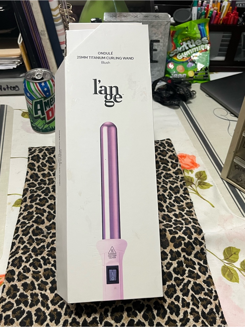 L’ange Hair Ondule Curling Wand, Model HTO15B Blush Pink Color